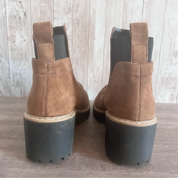 Dolce Vita Romeo Faux Leather Chelsea Boots Size 6.5 - Picture 9 of 10